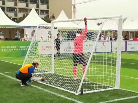 #残特奥会盲人足球 不设边线、引导员帮忙确定球门位置