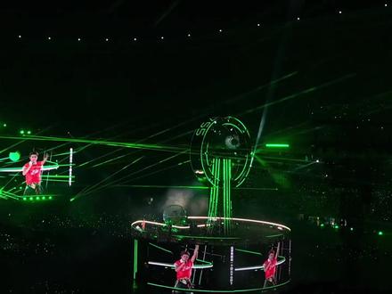 宇宙超级无敌大大狂欢! 超绝舞美!#王源天津演唱会 #演唱会