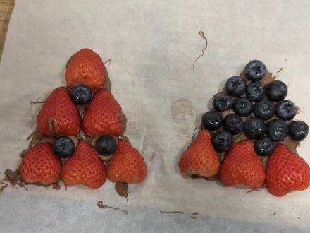 跟着博主学做巧克力砖,亲测好吃,就是不好做,德芙你这个袋子你跟我作对是吧,这别人做的咋就咋就那么好撕😩😩😩😩😩