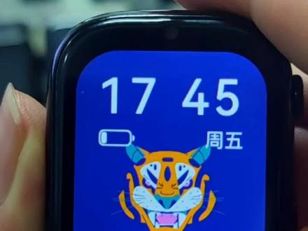 有粉丝问互动表盘还有其他的吗?肯定有啦!所有使用子腾园App的安卓手表都可以下载!#儿童智能手表 #华强北s8 #s8智能手表 #数码科技 #智能穿戴