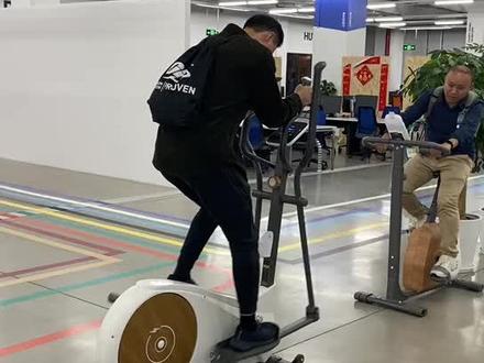 #迪卡侬椭圆机EL520 经得起摧残,哈哈哈哈