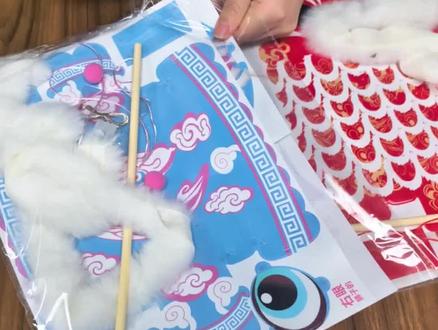 醒狮灯笼它来啦!论做手工我还是可以的!#春节 #醒狮 #灯笼 #醒狮灯笼 #有趣的儿童手工作品