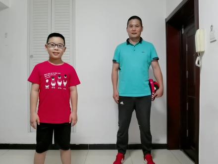踢裆腿,适合女生防身用,“准”字是关键