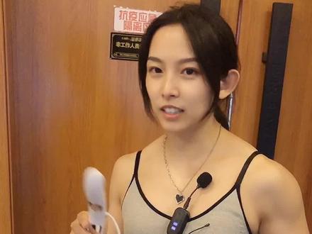 #八电极专业称 你家的体脂称是不是也和健身房的测出来差很远呀😆试试这个更专业的体脂称吧!