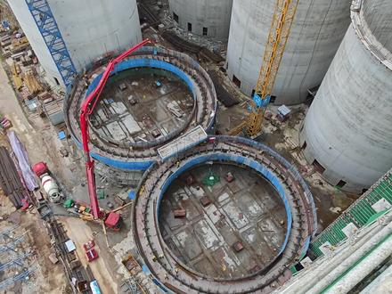 滑膜浇筑 原地画8字,几天几夜不停#泵车