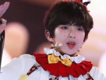 三年过去了,小浚铭依旧是楼内萌王#陈浚铭 #四代