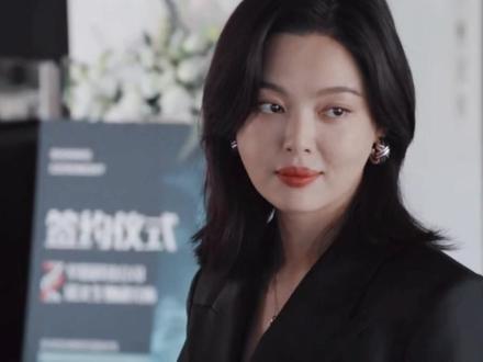 康俊表白唐盈盈,导师意图精神控制同学不让她们谈念爱结果