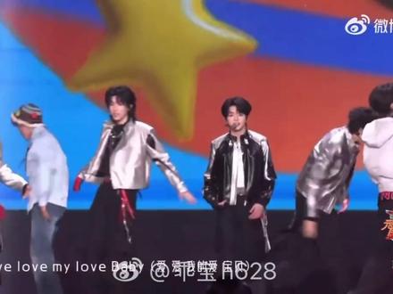 到底谁是破音王?只知道邓佳鑫是纯背锅侠#邓佳鑫#TFing #TFBOYSheart #湖南卫视元宵晚会