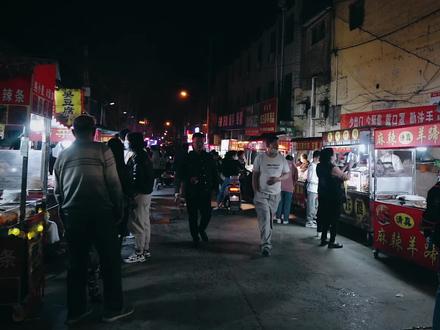 欢迎来到——东巷夜市~#白水街拍 #逛夜市 #街头美食 #抖音美食推荐官 #地方特色美食 #同城美食 #特色小吃 #白水美食