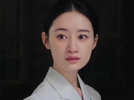 瞿桦震中支援回来和方穆静相拥亲吻