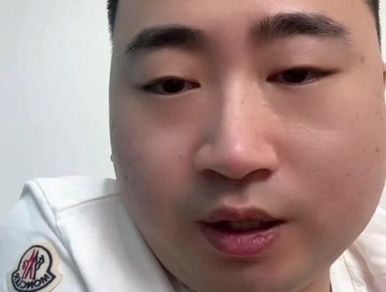 楚秉杰:我每天9点到12点啥事不做,只有练球,往死里练。