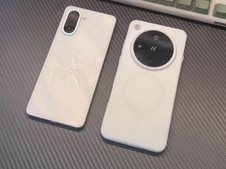 今天才发现ColorOS15的满血版动画,一镜到底画框壁纸太丝滑。#coloros15 #一加Ace5 #oppofindx8ultra #数码科技