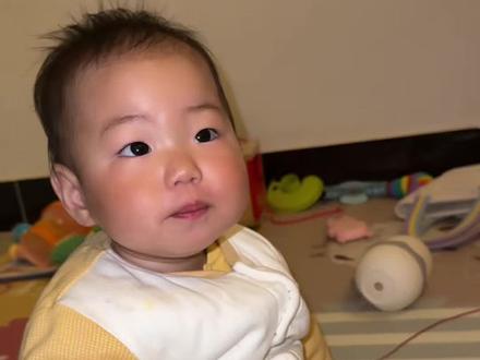 姨姨们,你们看我这个舞蹈跳的怎么样啊~#宝宝长大的变化 #萌娃搞笑日常