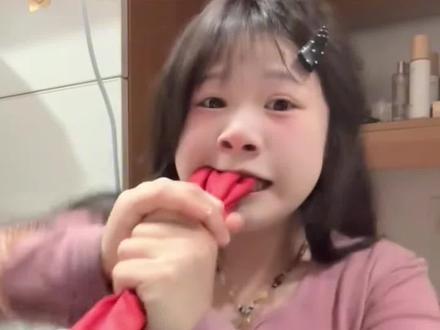 沉浸式吃嚼嚼乐糖果🍬真的太解压了!!#嚼嚼乐 #嚼嚼乐糖 #玩个很新的东西 #解压