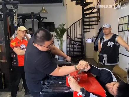 内容仅供娱乐#魏思澄 #斗腕