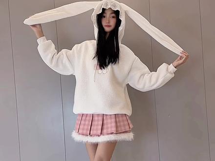 打开你的爱情手册~#手势舞 #打开你的爱情手册手势舞 #小短裙