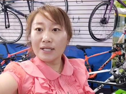 今天教大家如何拆卸前叉