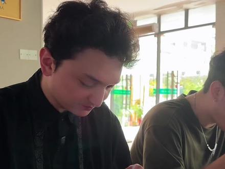 #童子功 #舞蹈生 #挑战赛 玉米提老师的功底如此了得