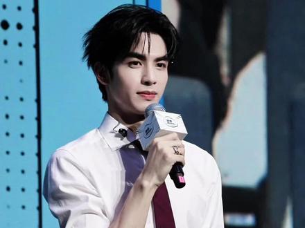 宋威龙「奶奶粉」也为你而来#宋威龙 #宋威龙见面会 #陈异 #雷修远 #林屿森