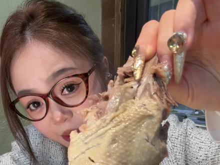 义乌银海有阿峰烧烤啦!!! 298到手一桌海鲜套餐! 波龙! 翘嘴! 大虾! 笋干老鸭煲! 太多了#金华吃万国#寻味烟火气@抖音小助手 @DOU+小助手