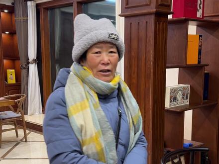 我真是服了!这老太太