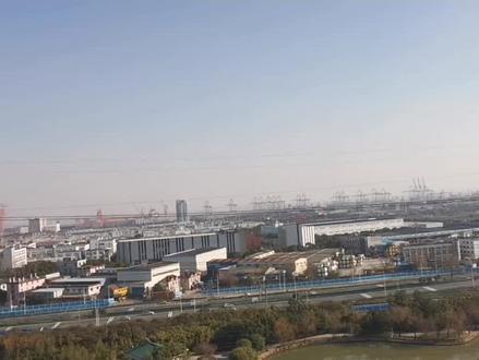 毛主席说过,保家就是卫国,希望世界不要再有战争,和平万岁