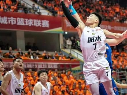 浙BA丽水英雄徐敏伟:浙西南最强176,拼到韧带断裂,也要把丽水扛进决赛#浙BA #浙BA帮帮团 #浙BA来了 #浙BA丽水队 #徐敏伟