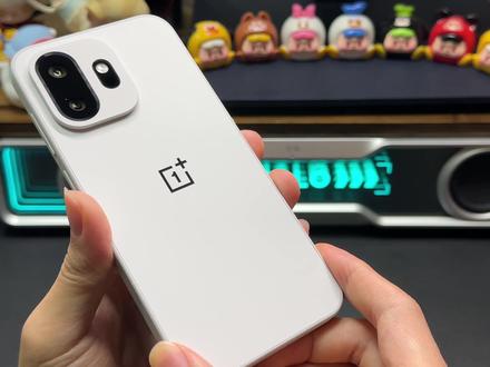 一加 15T 我当主力机用两周了,提前聊聊真实感受 #一加15T #科技下一站 #数码手机 #科技数码