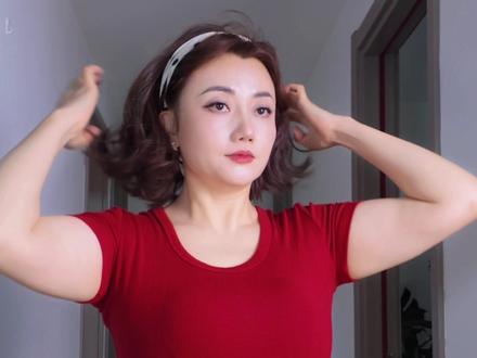 在出门穿搭方面,每天都有另一个我在叨叨叨#聚会穿搭 #搭配技巧 #显高显瘦显气质 #微胖女人 #80后