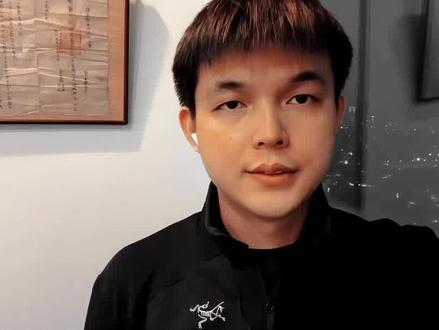 杰我睿挤兑,越晚诉讼、越难拿到钱 杰我睿挤兑,越晚诉讼、越难拿到钱。站在投资者角度,不要轻信"延期兑付"承诺!这是拖延战术。一个正规的贵金属交易平台,绝不会仅通过微信小程序交易,绝不会资金直接进入私人账户。在大量资金不受监管的情况下,你觉得有人能抵住诱惑?#杰我睿 #杰我睿珠宝 #水贝 #水贝珠宝 #龙冶