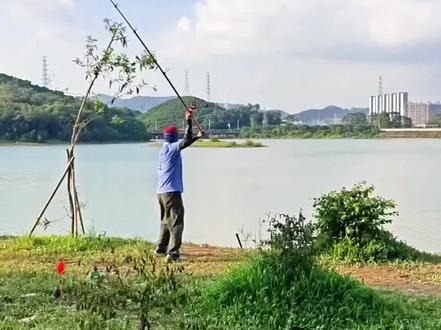猎天下500米海竿远投专用线,柔软耐磨,拉力强劲,切水迅速,抗卷曲恢复性强,还有5号至16号线可选!#远投 #鱼线主线推荐 #钓鱼主线推荐 #鱼线选择 #鱼线