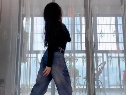 背面详细教程来了,2分钟让你学会它#月亮惹的祸#mini胡编舞