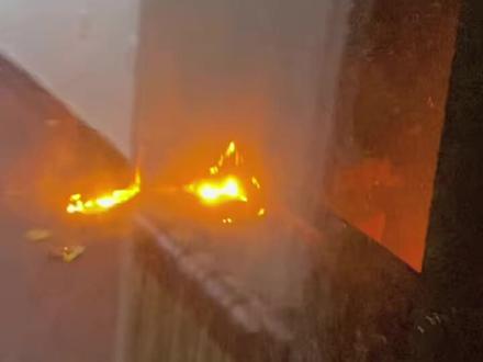 3分钟撤离兄弟们#海亮着火了 #海亮广场