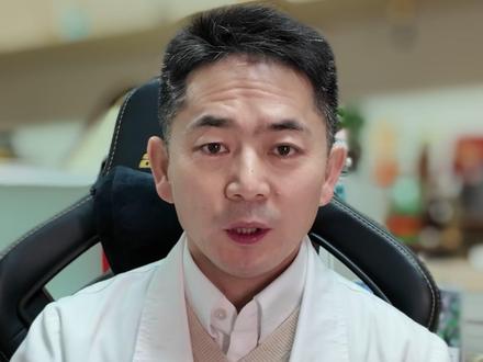 约了互联网门诊,却没法看病? 这条视频不讲大道理,
只讲三件事:
为什么医生会“看不了”
互联网门诊正确的打开方式
如果提前做检查,哪些才是真正有用的
把准备工作做“刚刚好”,门诊这一步,才不会白走。#互联网门诊 #门诊 #门诊预约 #脑血管病 #神经外科