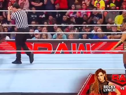 中国女将出击!李霞vs贝基林奇,精彩对决!
本场比赛来自2023年的一场精彩女子对决!主战选手中国女将李霞对战选手女汉子贝基林奇!两大人气女子摔跤选手同台激情对战,了结恩怨!比赛全程高能精彩异常,值得摔迷朋友们观看! #WWE #危险动作切勿模仿