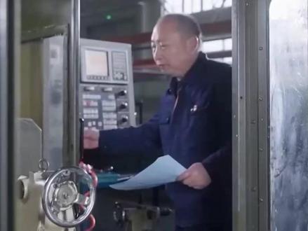 罕见画面!央视披露解放军“钻地弹”细节