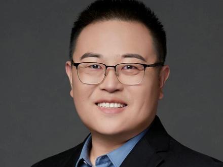 美联储降息暂停!黄金疯涨创新高 #美国 #美联储 #黄金 #降息