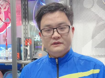 快速鉴别胜利球拍真假的小知识!#羽毛球装备 #羽毛球拍小知识 #球拍真伪鉴别