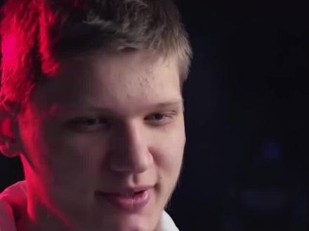 打败niko和kennys,乌克兰剑圣s1mple成名之战! #csgo #电子竞技 #s1mple