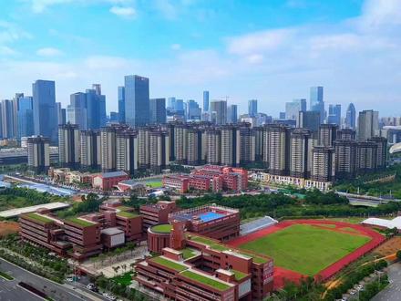 第一届全国学生青年运动会。将于2023年11月5日.在广西南宁开幕,图中为运动员青运会时住的青运村#威宁青运村 #青运会 #青年会 #五象新区 #广西体育中心