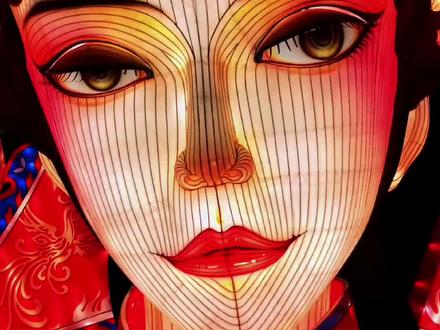 跨年夜今天2025.12.31,超期待的跨年夜来啦!非遗千灯灯会开闹,绝美打铁花震撼登场,谁看了不心动?赶紧约起,一起到现场跨年嗨翻天……#2026年新乡非遗千灯会#全家人逛灯会 #游好新乡#国家级非物质文化遗产名录@新乡文旅 @河南省摄影家协会 @2026新乡非遗干灯会官方号 #游好新乡