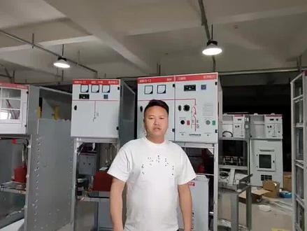 #高压环网柜#高压充气柜#高压开闭所 今天我们来讲讲高PT柜加装消谐器的作用。当我们三相电压不平衡时,PT就会产生放电,产生高电流,烧毁一次高压熔丝或者互感器,而安装消协器有良好限制铁磁谐振发生,可以将产生的涌流得到很好的控制,保护了高压熔丝和电压互感器的烧毁你了解了吗?#电力工程 #箱式变电站