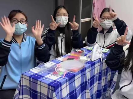 我们拼豆界有自己的蜜雪冰城
#女大学生#拼豆#哆维兔拼豆#手工#过年