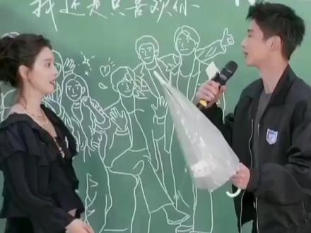 无法忘却的剧宣🤍🩵 我的cp也得美美跨年,难哄剧宣好磕到爆,简直就是剧宣中的一股清流,快来看看是怎么回事🥰#绝配 #白敬亭 #章若楠 #楠亭集序 #难哄