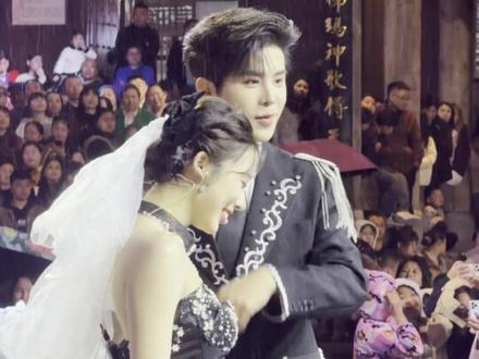 峻伊 小龙女 《危险派对》第三视角 #峻伊 #龙浩天妹妹 #龙浩天团队