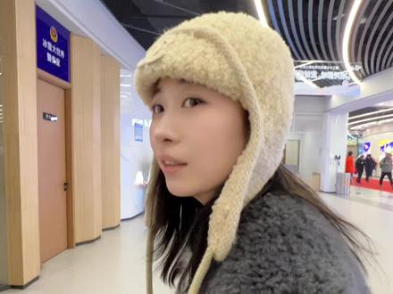 冰雪大世界一定要提前团票。2026年冰雪大世界门票一定要提前左下角订票。需要提前预约,不然真进不去,一定要提前左下角订票然后带好身份证!现场购票是需要排队的,还要等很久~左下角提前购票预约就省去排队时间!很方便!~#冰雪大世界#冰雪大世界游玩攻略#冰雪大世界蹦迪#冰雪大世界采冰#冰雪大世界大滑梯