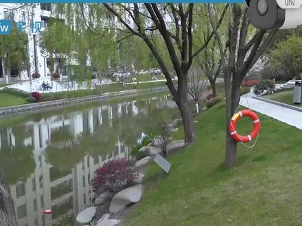 宇视500万宽视界IPC:我看着呢,请不要在危险的边缘疯狂试探……#警戒 #鱼塘 @DOU+小助手