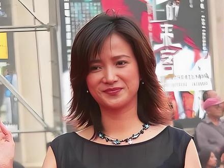 难怪何晴离世消息迟一天发!最后遗愿曝光,这才是老艺术家的风骨 #何晴 #何晴离世 #女演员何晴去世