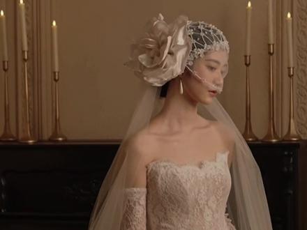 看完《纯妹妹》MV,这绝对是年度最敢拍MV 有人来聊聊单依纯心MV吗?
这造型脑洞我服了,但你看懂了吗?
这MV是华语乐坛视觉实验天花板吧
#纯妹妹 #纯妹妹mv #视觉艺术
#单依纯 #单依纯造型