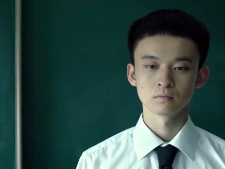 渡过黎明前的黑暗 胜利终到来 #励志 #青春派 #我的天空 @DOU+小助手